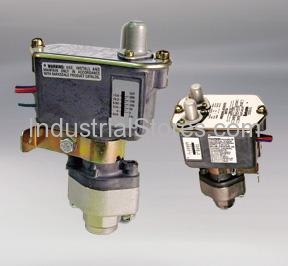 Barksdale Products C9612-3 Pressure Switch 250-3000 PSI